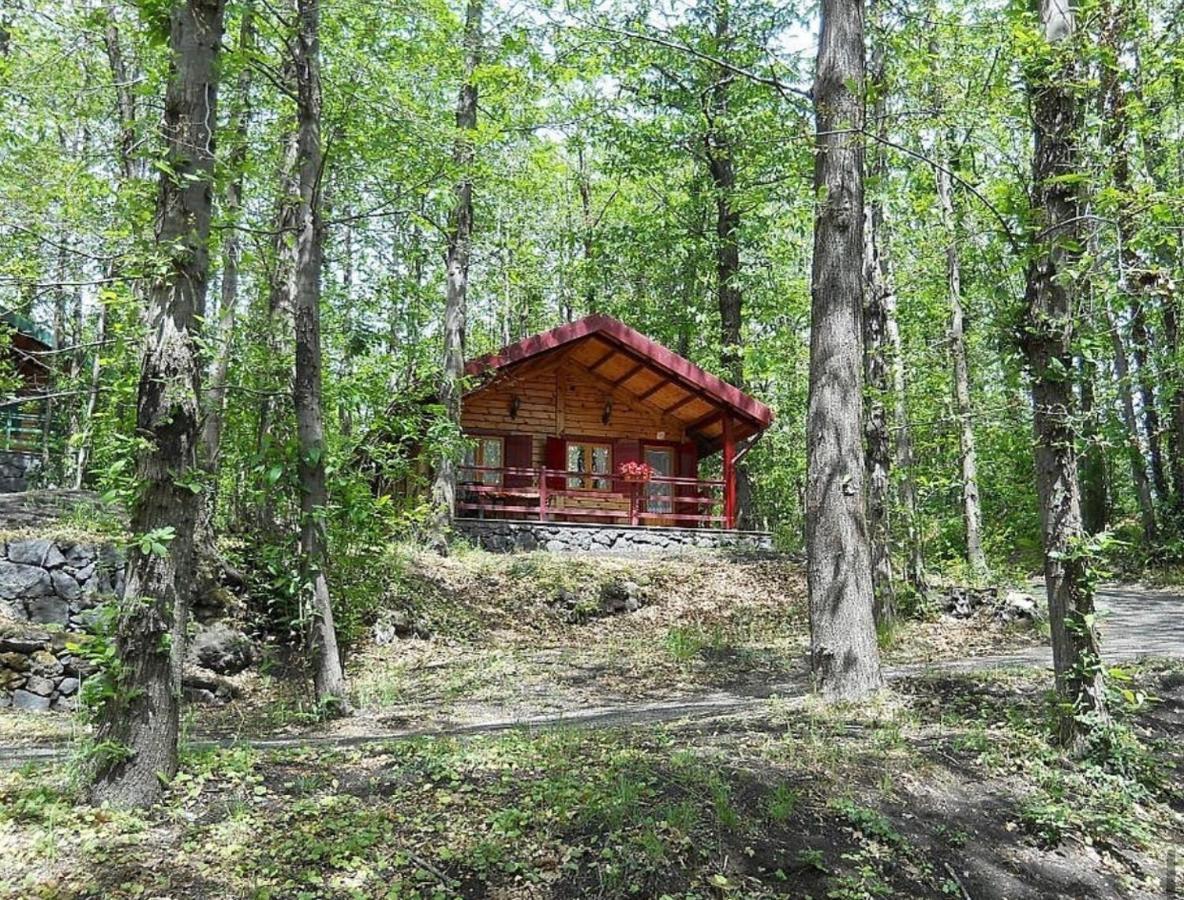 Chalet Etna Milo Luaran gambar