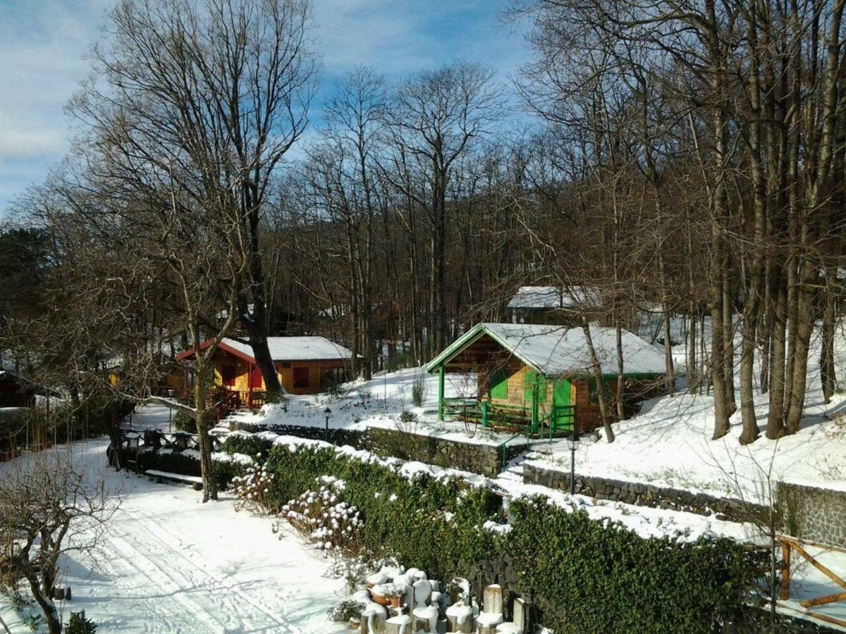 Chalet Etna Milo Luaran gambar